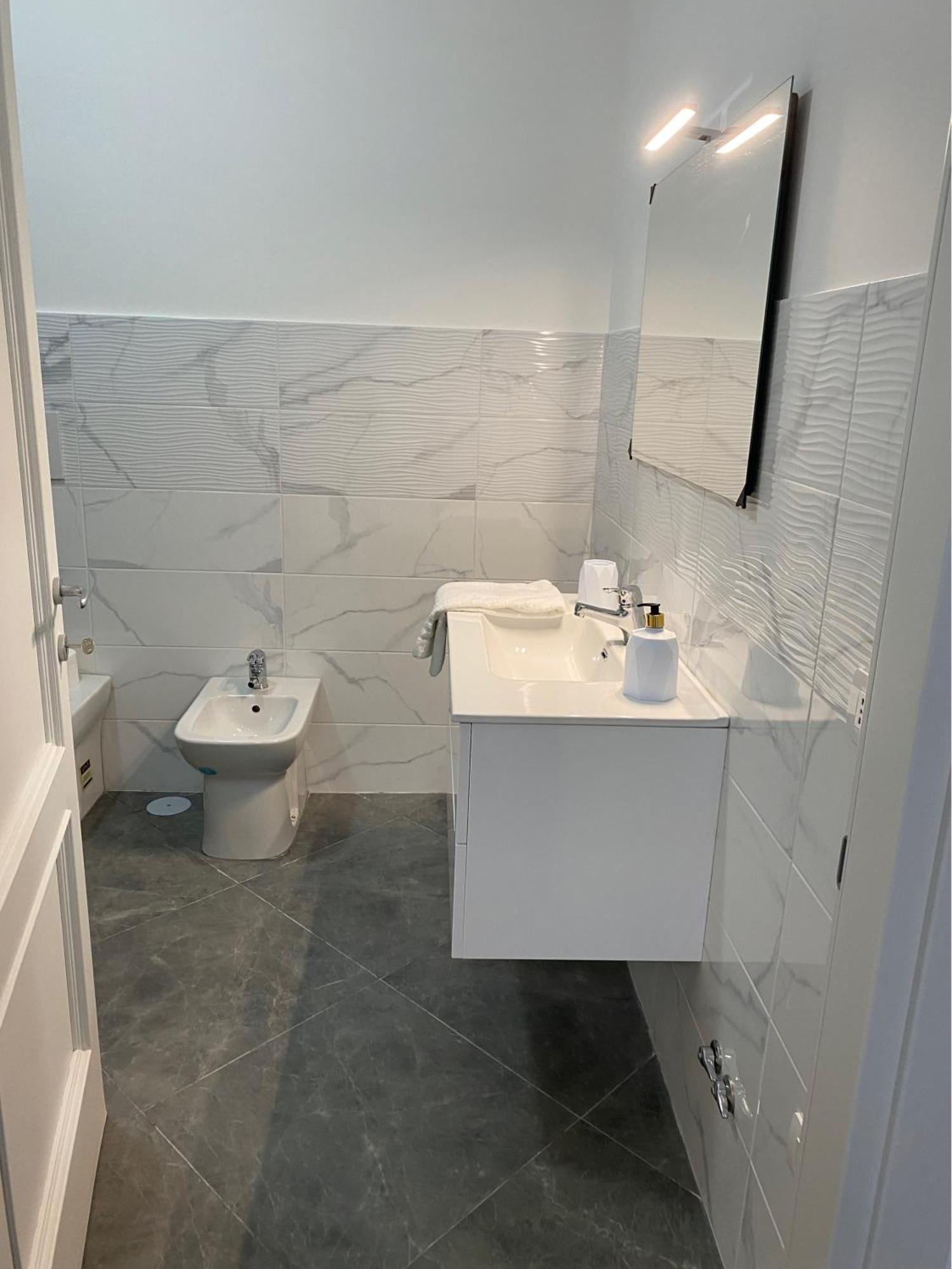 Suite Home Νάπολη Εξωτερικό φωτογραφία