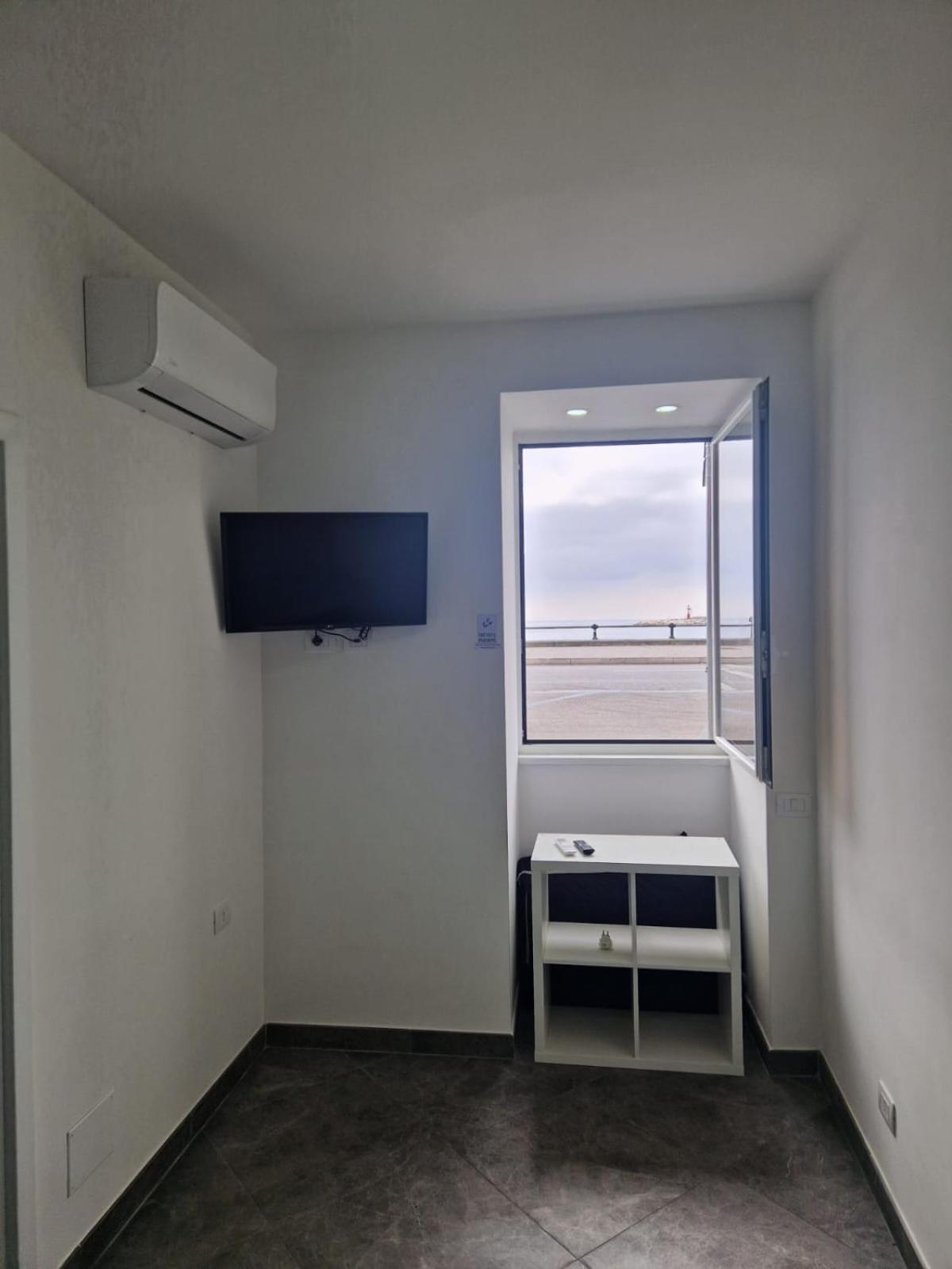 Suite Home Νάπολη Εξωτερικό φωτογραφία